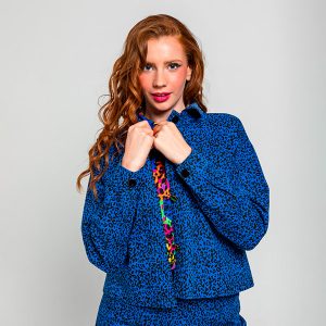 Cazadora Over Caotica