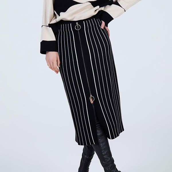 Falda Punto Cremallera Black