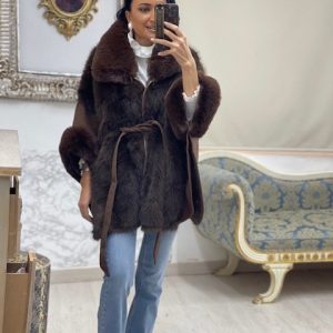 Capa Marron de Pelo -Mod.Rusia-(T.U. 36-52)