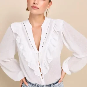 Blusa blanca de volantes