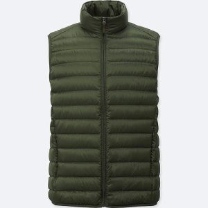 Chaleco Uniqlo Ultra Light Down Vest Verde Oliva – VH02 – Hombre