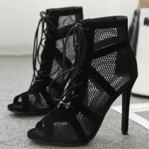 Modelo de heels – LEA